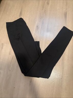 High-Waist Black Performance Leggings